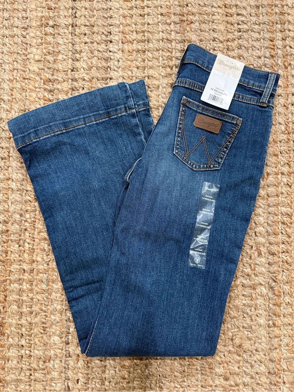 Wrangler Indigo Blue Straight-Leg Jeans